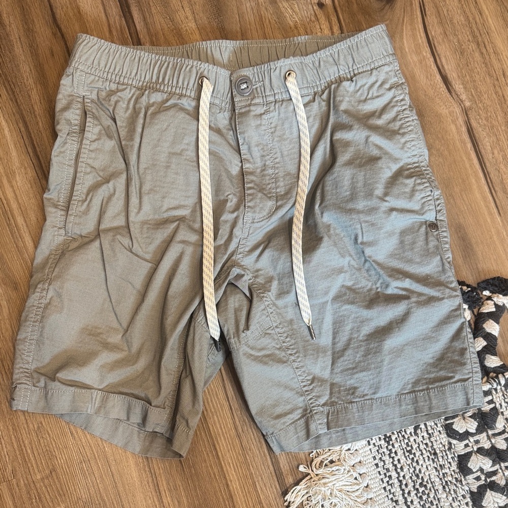Men's Casual Tan Shorts